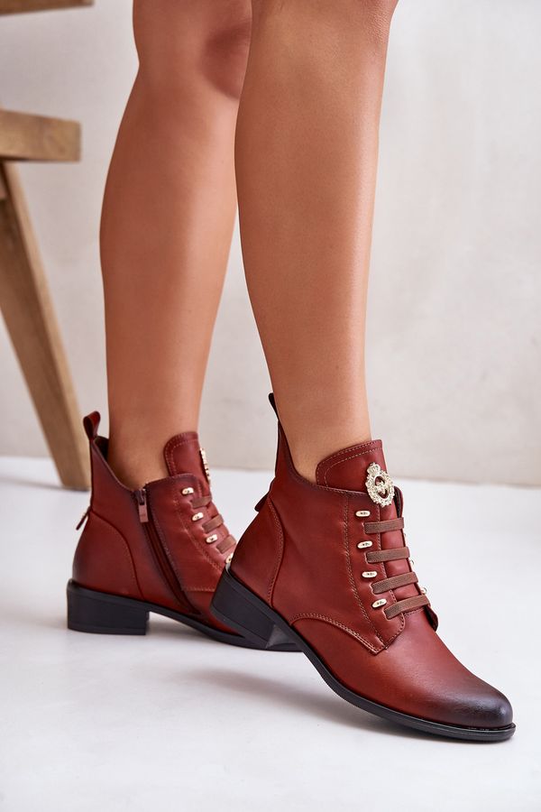 PE2 Low ankle boots insulated with a zipper and brown decoration Nevalia