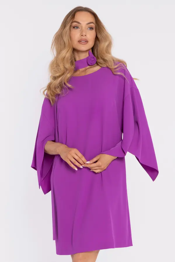 Made Of Emotion Made Of Emotion Woman's Dress with loose sleeves and a decorative belt - lavender