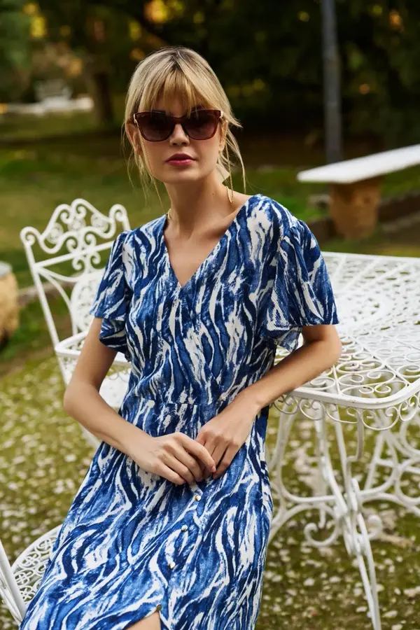 Marisse Marisse Blue Short-Sleeved Midi Dress