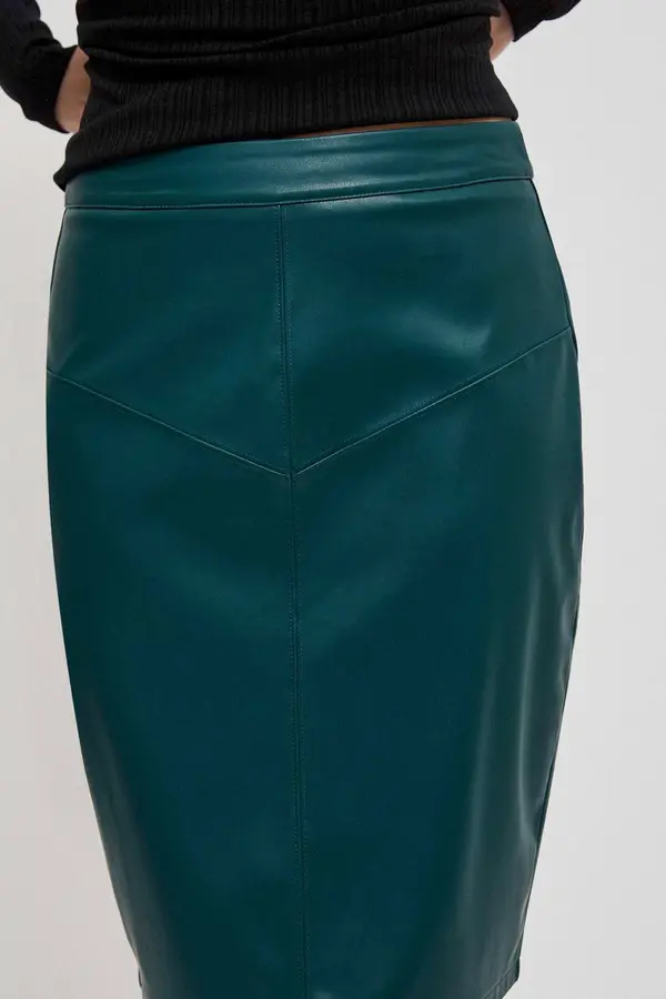 Marisse Marisse Skirt Z-Sc-3903 D.Green