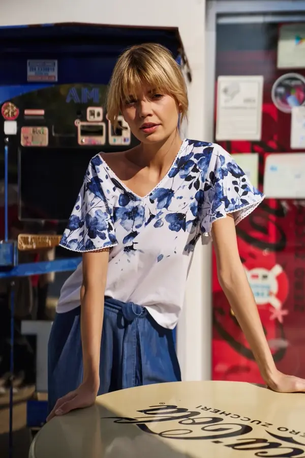 Marisse Marisse White Cotton Floral Blouse