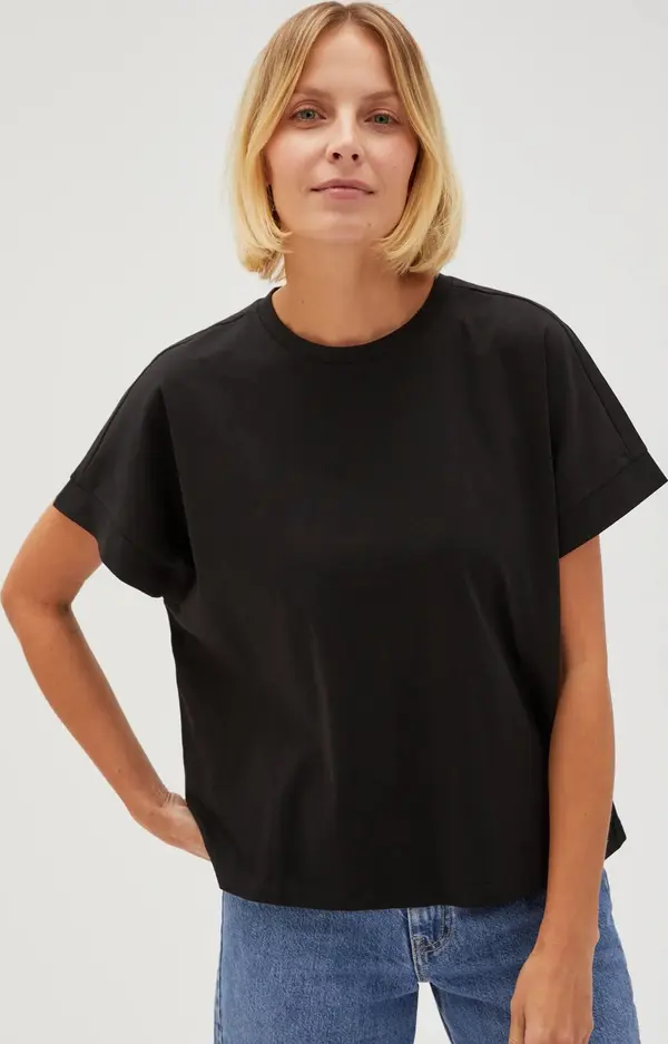 Marisse Marisse Women's T-Shirt L-Ts-4603 Black