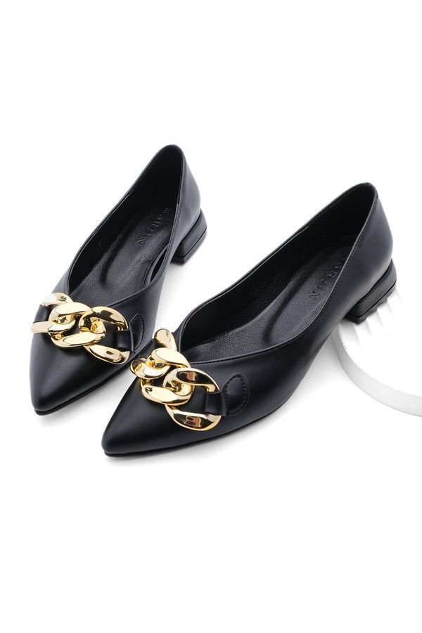 Marjin Marjin Women's Flats with Chain Pointed Toe Noyan Black