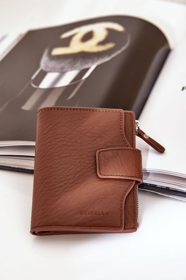 marka niezdefiniowana marka niezdefiniowana Дамски портфейл от еко кожа кафяв Jezorea