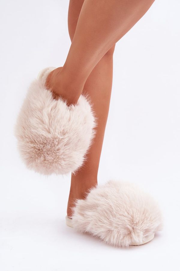 marka niezdefiniowana marka niezdefiniowana Дамски Пухкави Чехли Светлобежови Влади́са