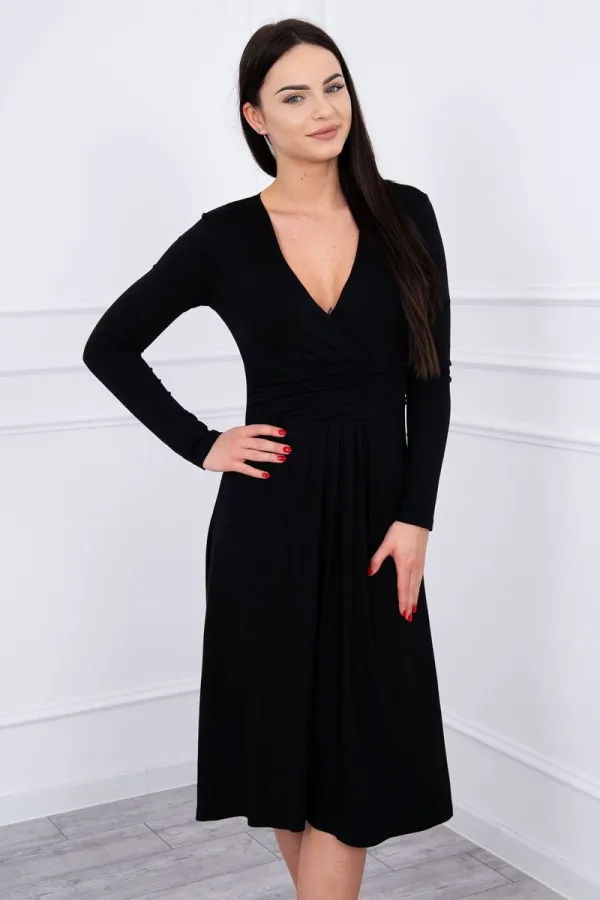 Kesi marka niezdefiniowana Dress cut under the bust, long sleeve black
