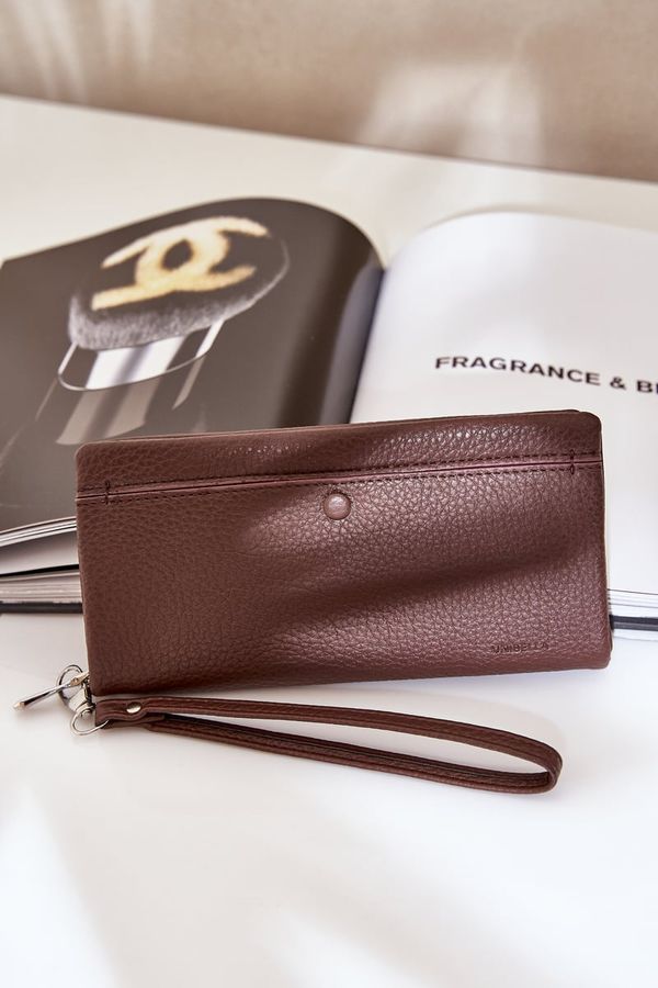 marka niezdefiniowana marka niezdefiniowana Голям Дамски Портфейл С Лазерно Изрязване Еко Кожа Шоколадов Martiel