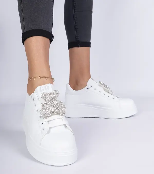 D/CEO marka niezdefiniowana White women's sneakers decorated with a rhinestone teddy Karrot