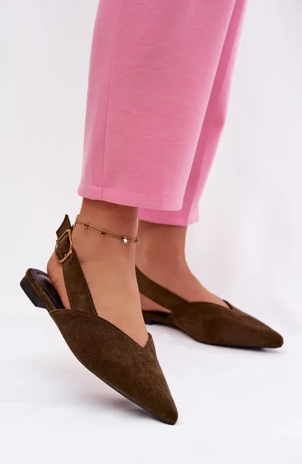 Boto Маслиненозелени ековелени балеринки с катарама