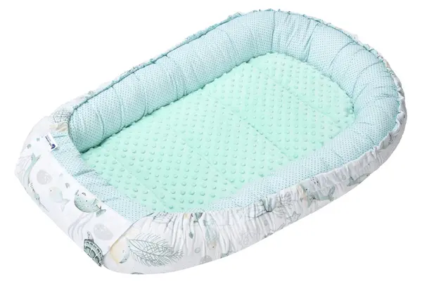 Medi Partners Medi Partners Baby cocoon/nest – Ocean + minty minky