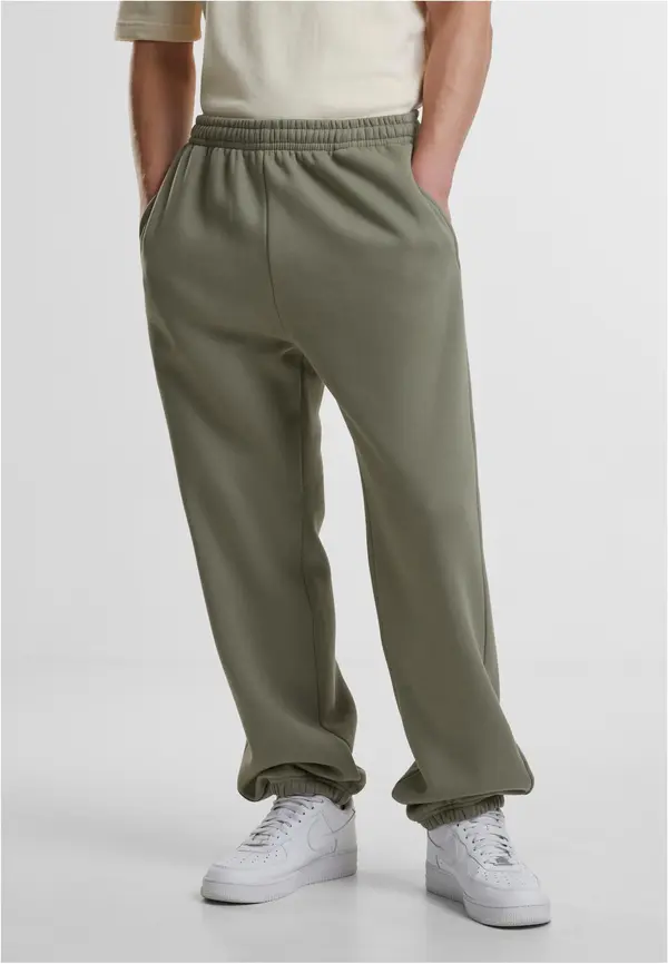 Urban Classics Men's basic sweatpants Fluffy light olive