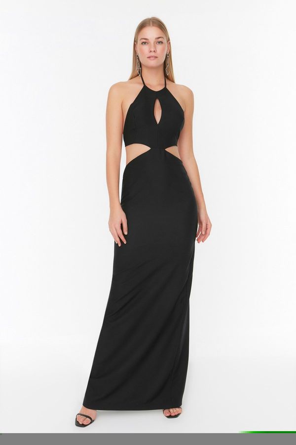 Trendyol Модерна черна вечерна рокля с детайл от деколтето