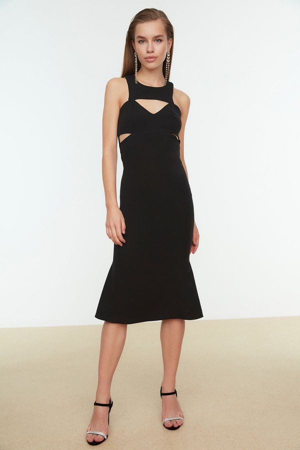 Trendyol Модерна черна вечерна рокля с гръб подробни