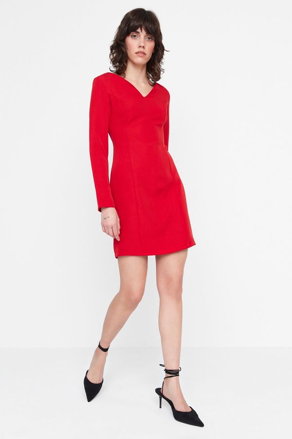Trendyol Модерна червена мини рокля с V-образно деколте