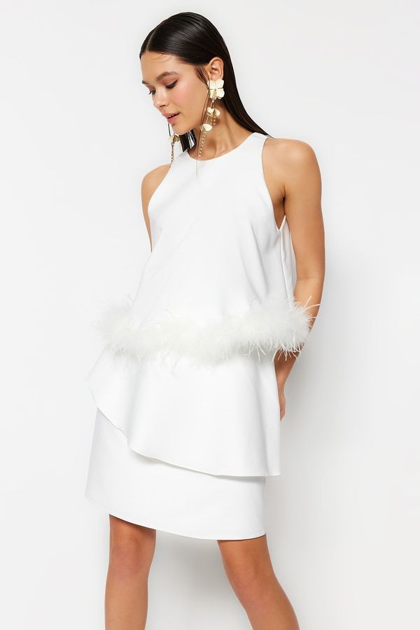 Trendyol Модерна вечерна рокля в екрю с отворена талия/скейтър облицована, тъкана подрязана булчинска вечерна рокля