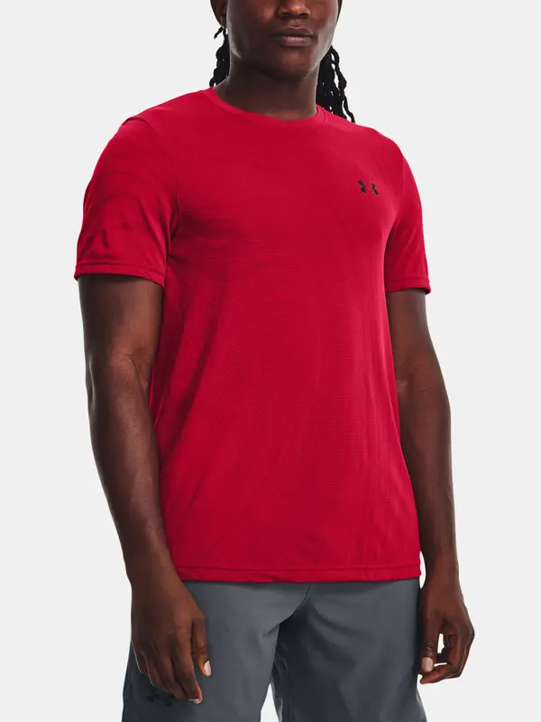 Under Armour Мъжка тениска. Under Armour Seamless Surge