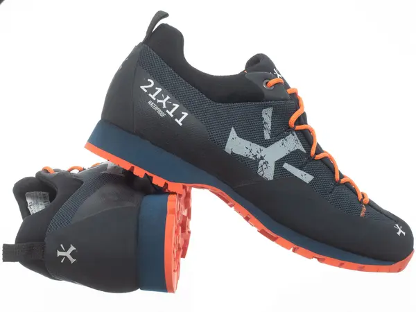 21-11 Мъжки водоустойчиви обувки Alpha Low Evo