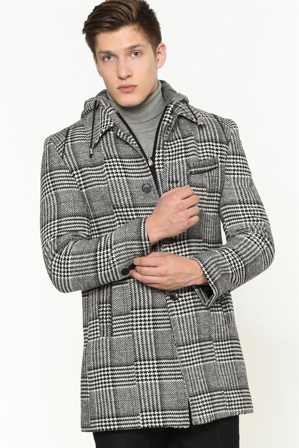 dewberry Мъжко палто. dewberry