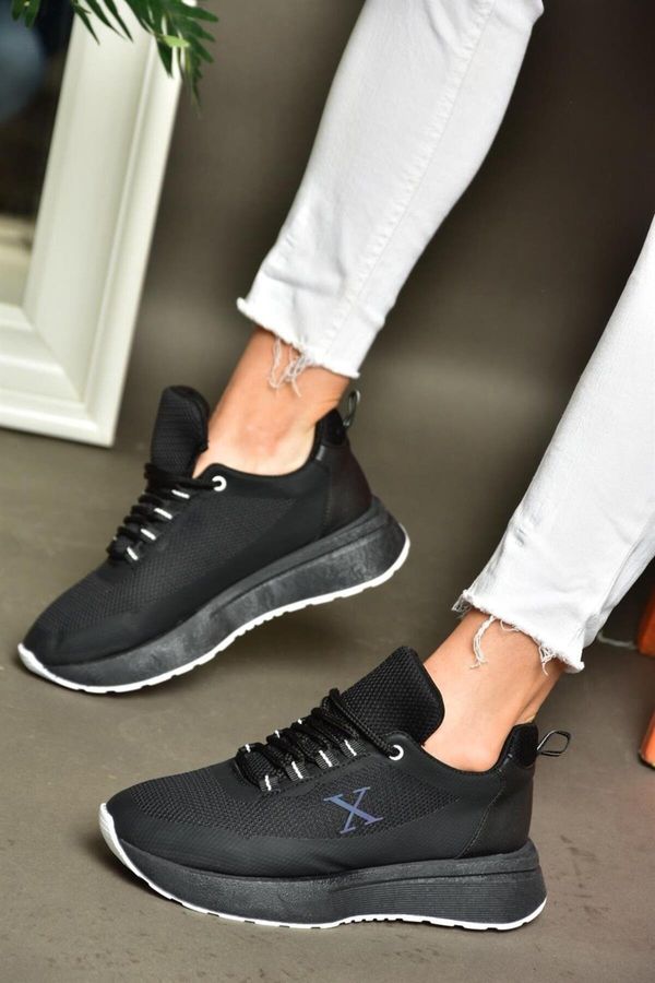 Fox Shoes Обувки от лисица P848531504 Дамски маратонки в черно/бяло