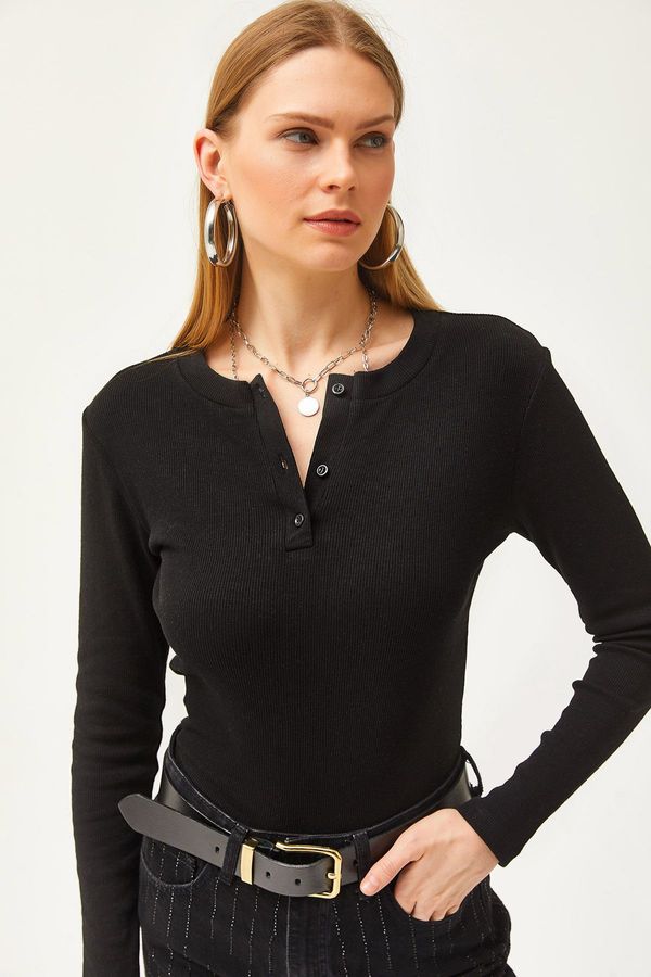 Olalook Olalook Women's Black Crew Neck Buttoned Long Sleeve Lycra Cotton Blouse