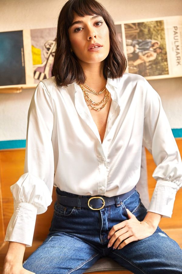 Olalook Olalook Women's Ecru Cuff Detailed Woven Satin Shirt