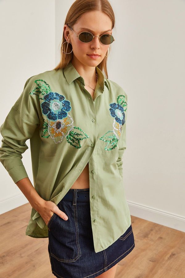 Olalook Olalook Women's Floral Mold Green Palm Sequin Detailed Woven Shirt