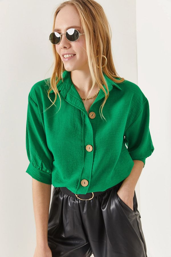 Olalook Olalook Women's Grass Green Wooden Buttoned Three Quarter Sleeve Linen Shirt