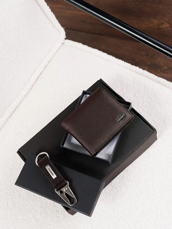 Ombre Ombre Gift set of men's brown leather accessories - wallet and key ring
