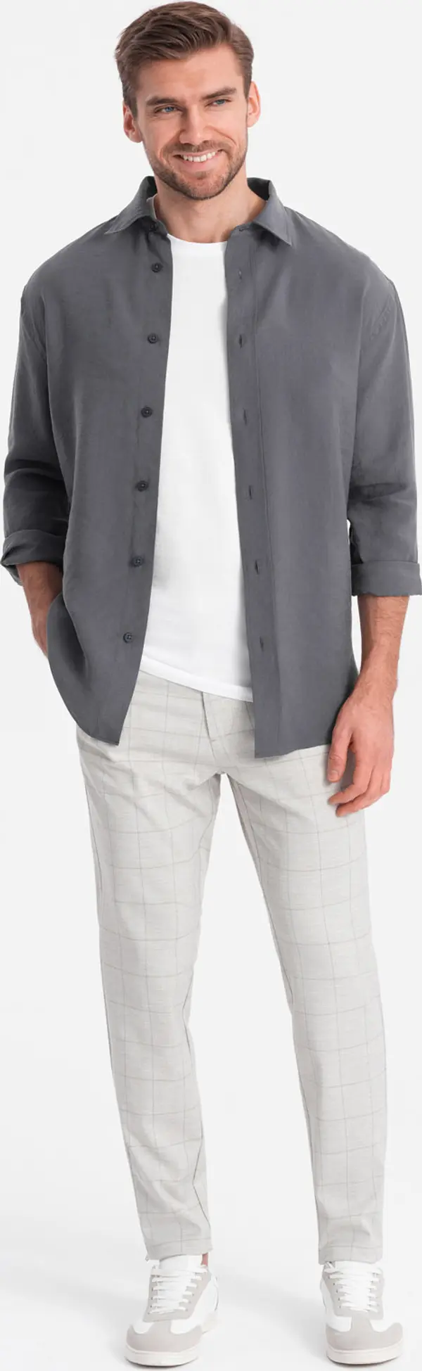 Ombre Ombre Men's pants with a classic cut in a delicate check - beige