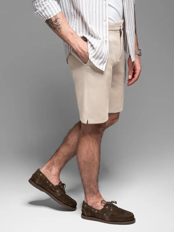 Ombre Ombre Men's SLIM FIT short shorts in melange structured knit - sand