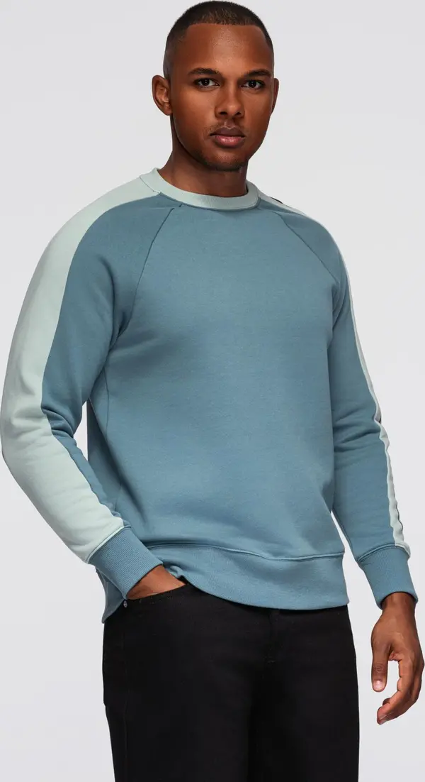 Ombre Ombre Men's sweatshirt with contrasting stripes and raglan sleeves - bleached turquoise