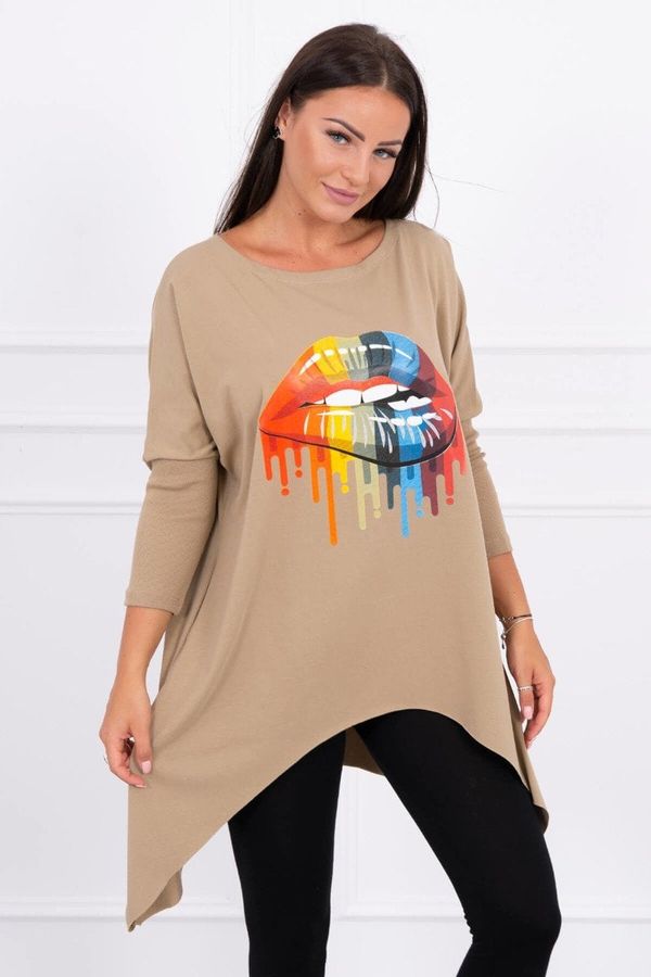 marka niezdefiniowana Oversize blouse with rainbow camel print