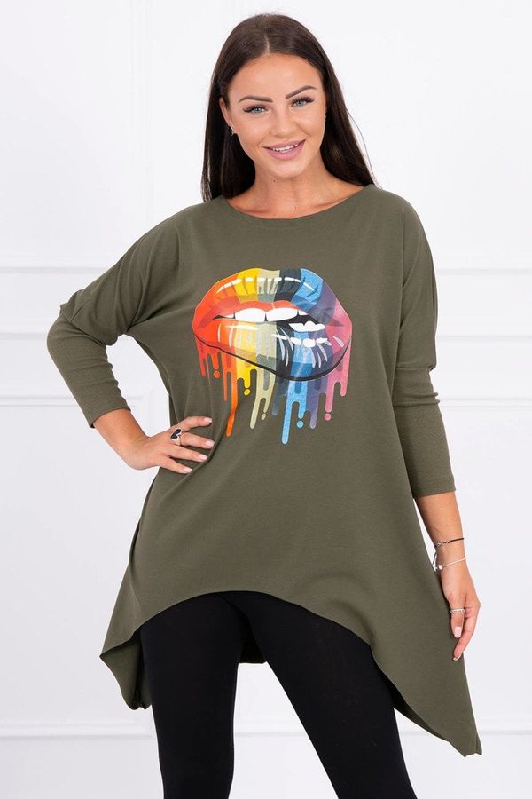 Kesi Oversized blouse with khaki rainbow lip print