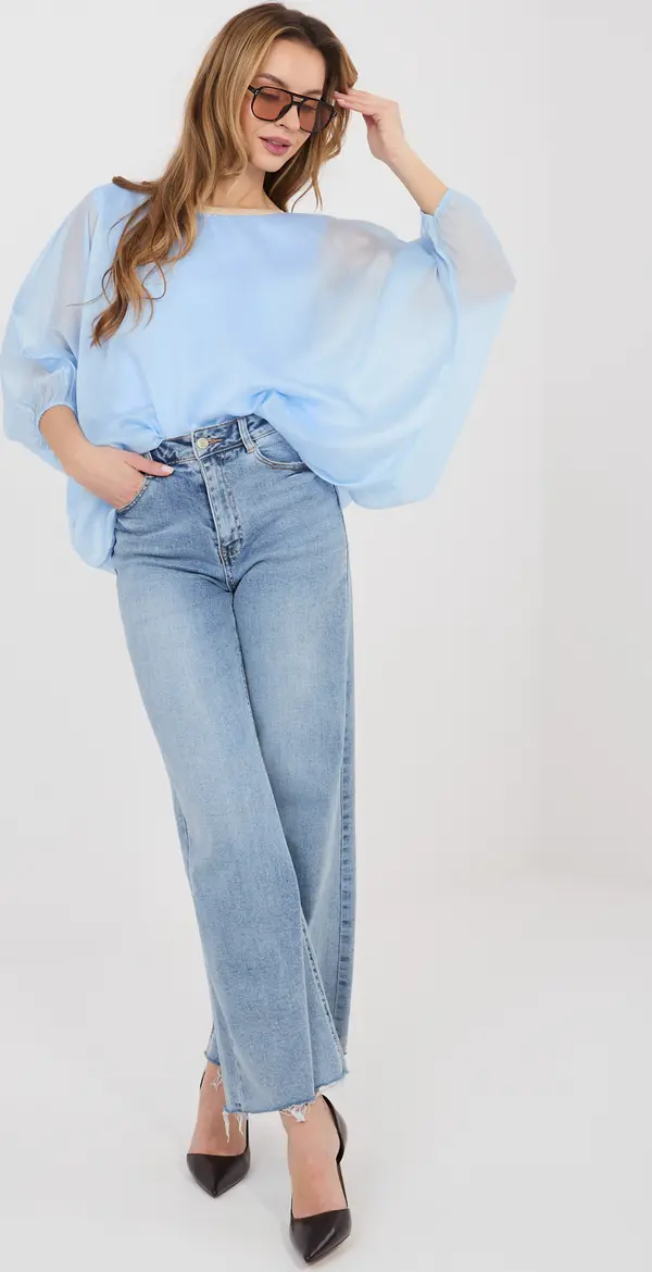 Italy Moda Пастелно синя блуза с ръкави тип „прилеп“