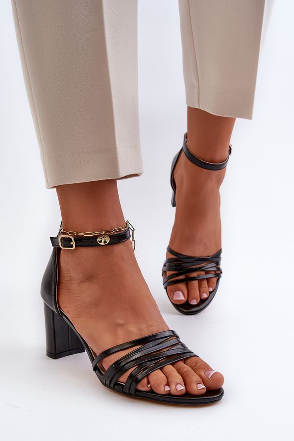 PE1 PE1 Черни сандали с каишки Enitia