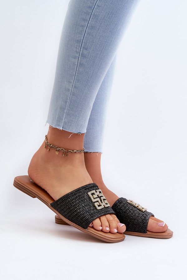 PE1 PE1 Равни дамски сандали с плетка и декорация Black Omenna