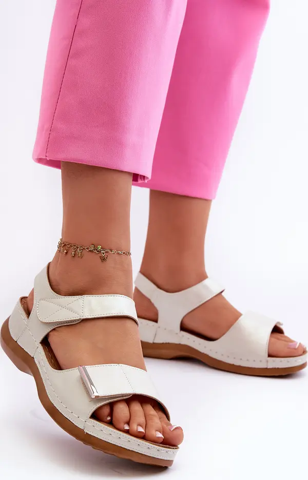 EVENTO PE1 Удобни дамски сандали с велкро сребърни Iphiope