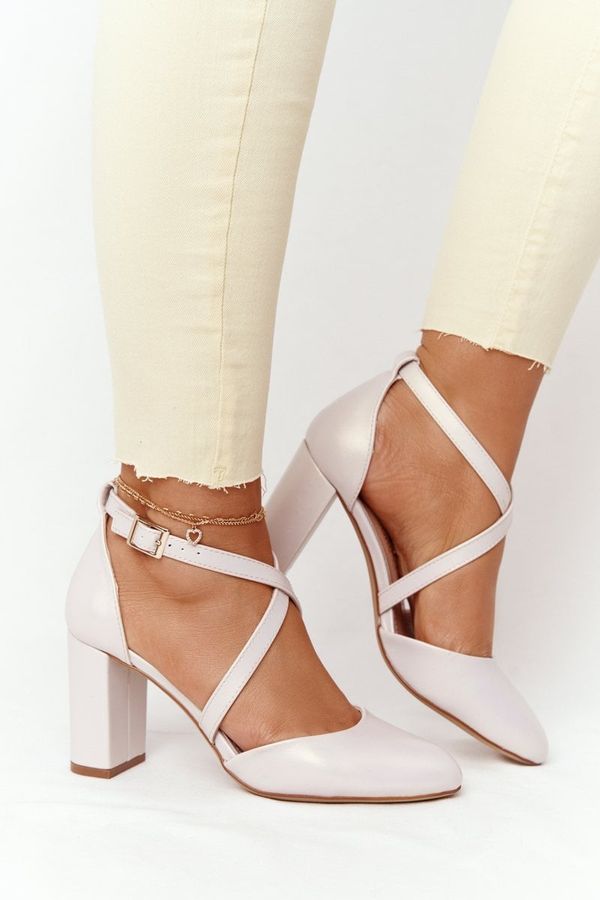 SERGIO LEONE Перлени помпи на блок ток Sergio Leone SK863 Бежово