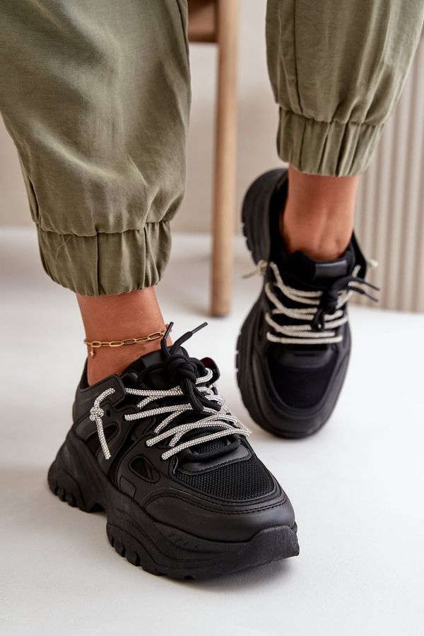 PG1 PG1 Дамски маратонки на масивна подметка с декоративни връзки черни Relissa