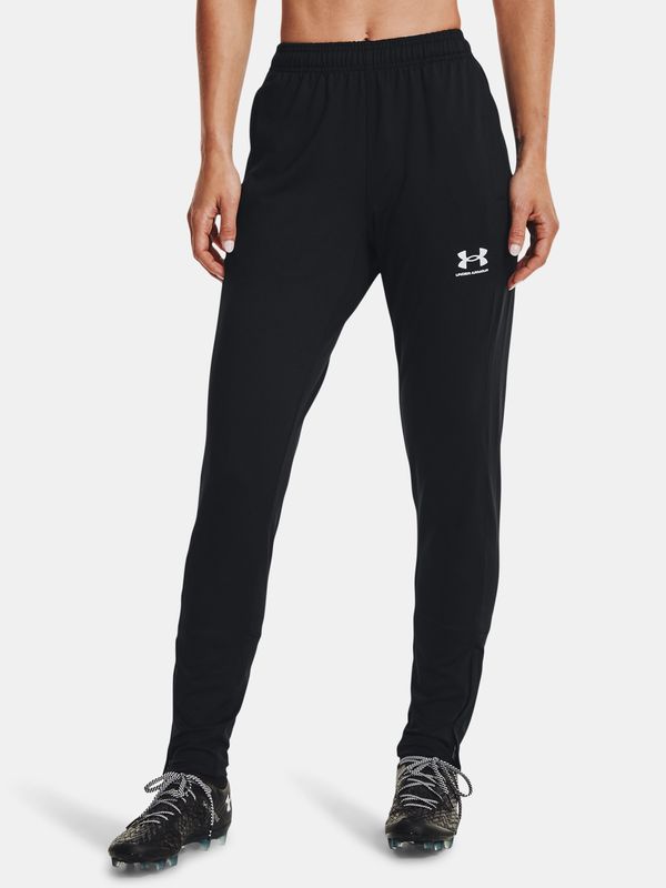 Under Armour Под броня Sweatpants W Challenger Тренировъчен панталон-BLK - Жени