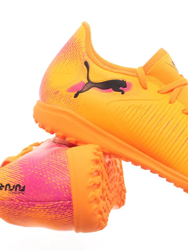 Puma Puma - Мъжки футболни обувки Future 8 Play Tt