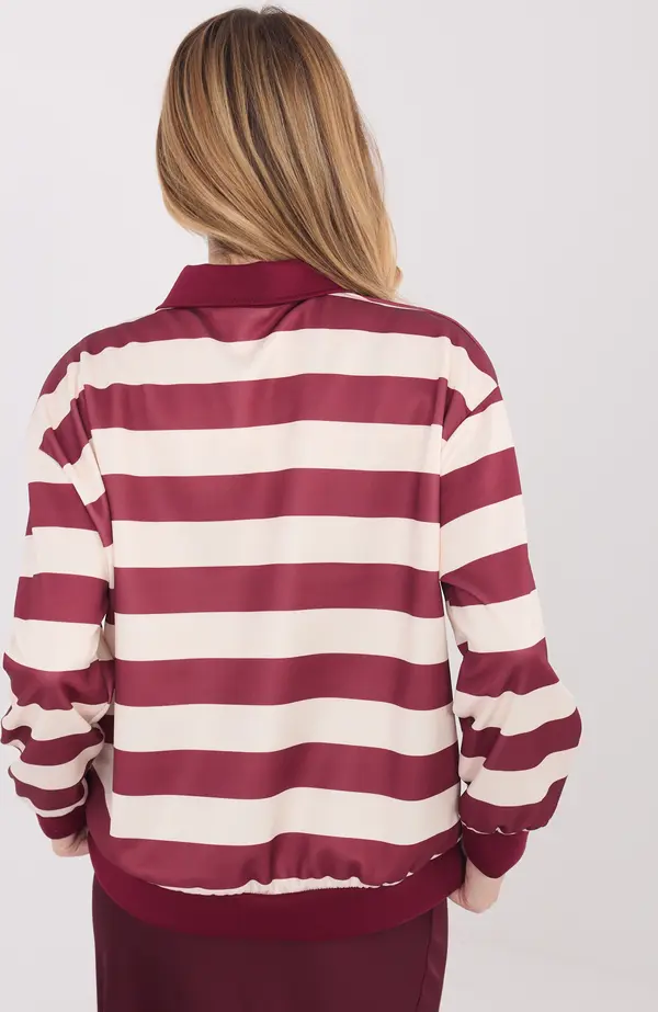 Italy Moda Раирана блуза в бордо цвят