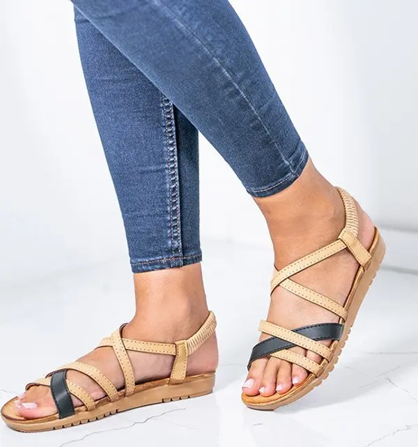 Resti Resti Beige - black sandals with Zsofia elastic - Footwear 1