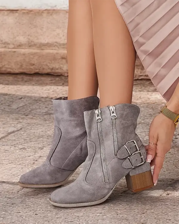 Resti Resti Decorated Zerta Heeled Booties