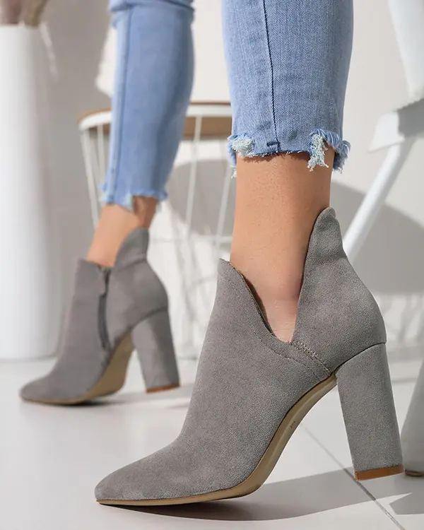 Resti Resti Gray ankle boots with cut from Alania - Footwear