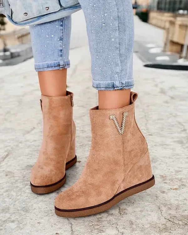 Resti Resti Nerias women's boots on heels