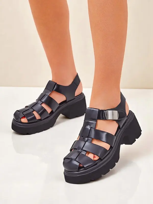 Resti Resti Royal Fashion Women's Roman-style Bratz sandals