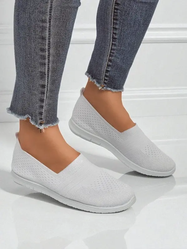 Resti Resti White Ariadne women's ballerinas made of breathable fabric on a flat sole