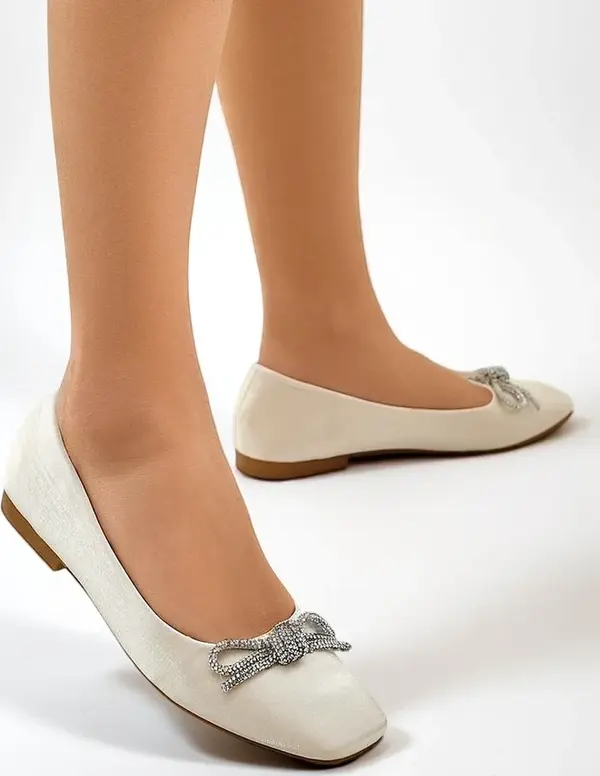 Resti Resti Women's ballet flats with a bow and shine Ofenal