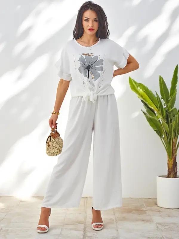Resti Resti Women's casual set with a short-sleeve blouse and wide trousers